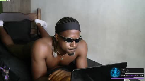 Snapshot of mars2mars chatting on December 13, 8:04 pm MARS online show from December 13, 8:04 pm