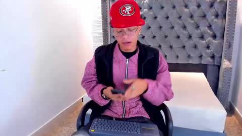 MARSHALL online show from March 17, 1:47 pm