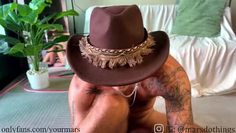 Snapshot of marsloveyou chatting on October 14, 1:50 am marsloveyou online show from October 14, 1:50 am