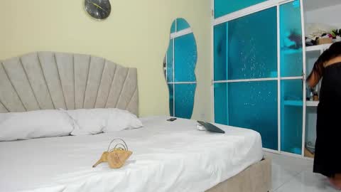 Snapshot of marsmith_1 chatting on February 15, 11:23 pm marsmith_1 online show from February 15, 11:23 pm