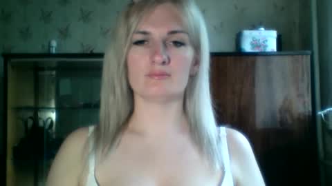 Snapshot of marta_haze chatting on May 15, 9:16 am marta_haze online show from May 15, 9:16 am