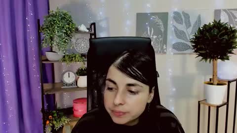 martaedams online show from February 12, 7:36 am