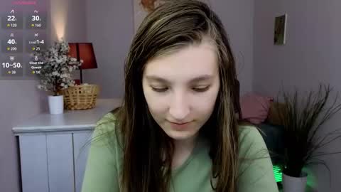 Snapshot of marthalune chatting on October 19, 10:38 am Martha online show from October 19, 10:38 am