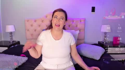 Snapshot of marthina_cnc chatting on September 22, 8:00 pm Marthina  online show from September 22, 8:00 pm