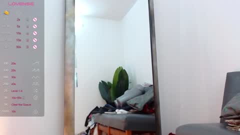 marthina thompson online show from January 22, 6:41 pm