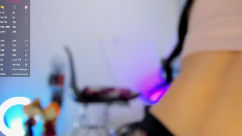 Snapshot of martiina_0 chatting on October 28, 7:45 am wendy online show from October 28, 7:45 am