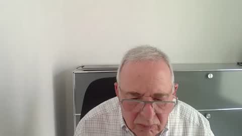 martin_1947 online show from July 2, 1:50 pm