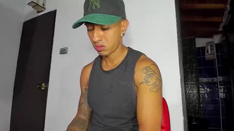 Snapshot of martin_granch chatting on September 29, 4:23 pm Martin Granch online show from September 29, 4:23 pm