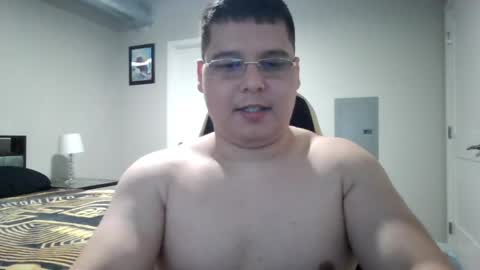 Snapshot of martin_militaryboy chatting on May 26, 11:23 pm martin_militaryboy online show from May 26, 11:23 pm