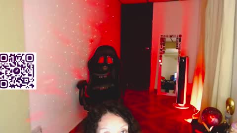 Snapshot of martina_adams chatting on February 15, 1:21 am mari online show from February 15, 1:21 am