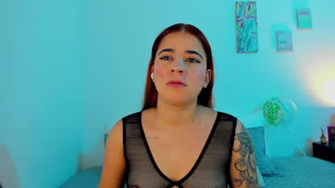 C A R O L I N A  online show from April 8, 10:48 am