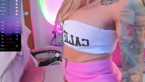 Martina online show from June 23, 2:04 pm