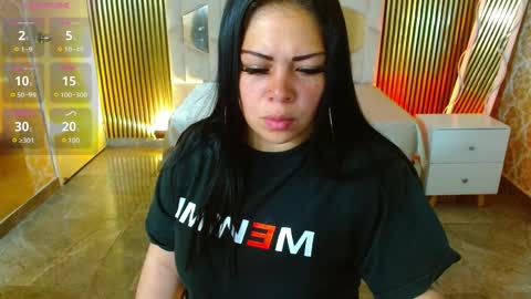 Hey im martina online show from April 9, 3:17 am