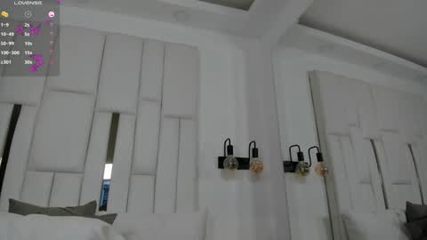 Snapshot of martina_xblack chatting on December 7, 5:53 pm Martina Black online show from December 7, 5:53 pm