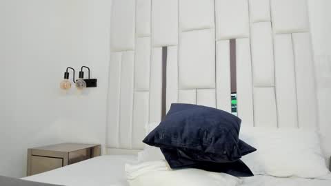 Snapshot of martina_xblack chatting on January 19, 9:23 pm Martina Black online show from January 19, 9:23 pm