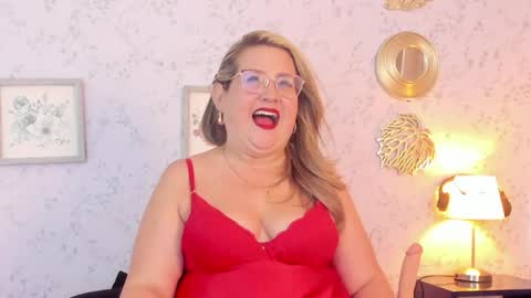 Martina Caicedo online show from April 2, 11:41 am