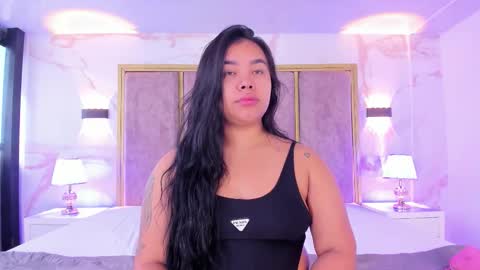 Snapshot of martinagarcia__ chatting on October 13, 7:14 pm Martina Garcia online show from October 13, 7:14 pm