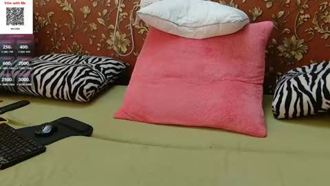 martinbrux online show from January 9, 11:56 pm