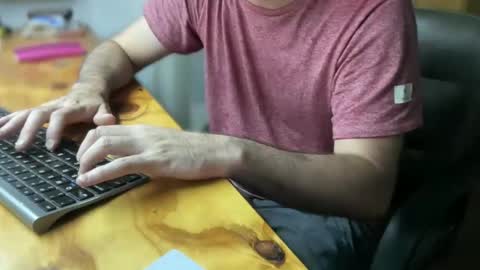 Snapshot of martincito22xl chatting on January 1, 11:51 pm Martincito online show from January 1, 11:51 pm