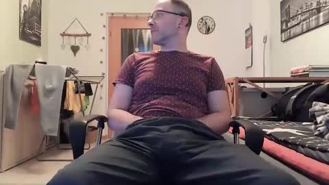 Martin online show from October 19, 3:56 pm