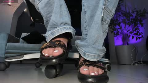 Snapshot of martinnabonnet chatting on February 4, 10:32 am Martinna Bonnet online show from February 4, 10:32 am