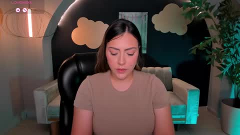 Snapshot of martinnabonnet chatting on March 10, 4:57 pm Martinna Bonnet online show from March 10, 4:57 pm