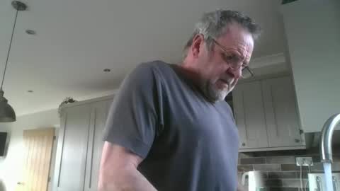 martinrgbxxxx online show from March 3, 9:26 am