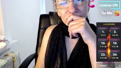 marvel1_ online show from December 3, 11:22 am