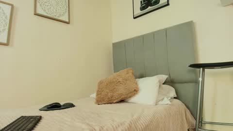 mary_cute9 online show from February 9, 12:20 pm