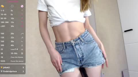  MY NAME IS MILA WELCOME TO MY ROOM online show from December 27, 11:42 pm