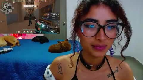 Snapshot of mary_jane1_ chatting on October 29, 1:52 am mary online show from October 29, 1:52 am