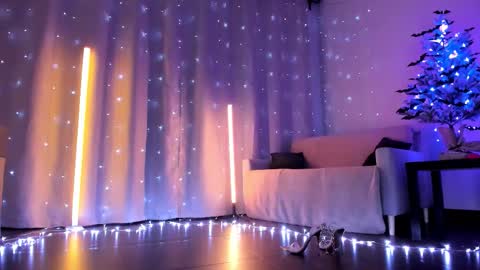 Snapshot of mary_julia chatting on November 22, 10:53 pm Julia online show from November 22, 10:53 pm