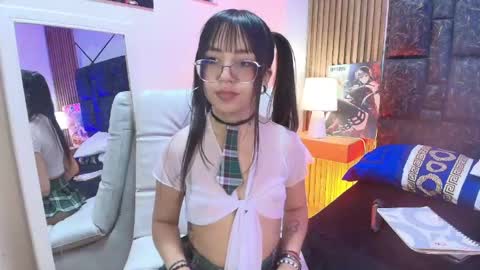 Snapshot of mary_luckaysha chatting on May 15, 6:48 pm mary_luckaysha online show from May 15, 6:48 pm