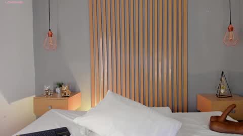 Snapshot of mary_suarez chatting on February 8, 3:41 am Maria online show from February 8, 3:41 am