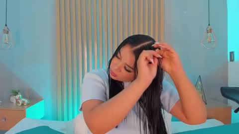 Snapshot of mary_suarez chatting on March 3, 3:41 am Maria online show from March 3, 3:41 am