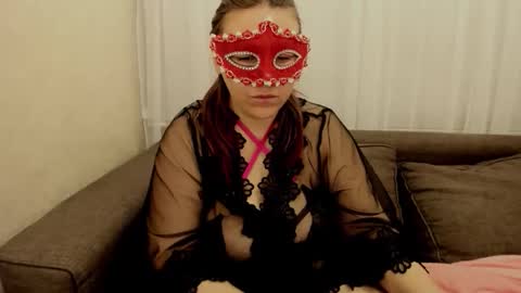 Snapshot of mary_touch chatting on January 19, 12:36 am mary_touch online show from January 19, 12:36 am