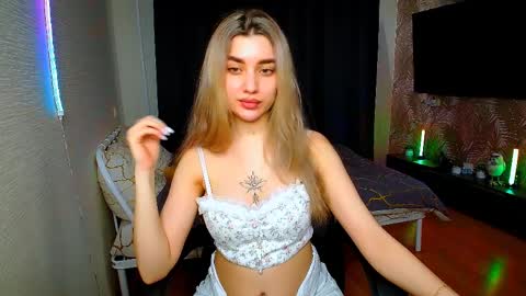 Snapshot of maryam_xs chatting on March 27, 10:04 am maryam online show from March 27, 10:04 am