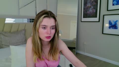 Snapshot of marybeth_snow chatting on January 22, 7:45 pm Marybeth online show from January 22, 7:45 pm