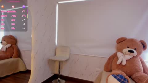 Snapshot of marycollinss chatting on October 7, 2:25 pm Mary online show from October 7, 2:25 pm