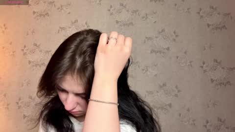 Snapshot of maryellensiewert chatting on February 14, 8:38 pm Stephie online show from February 14, 8:38 pm