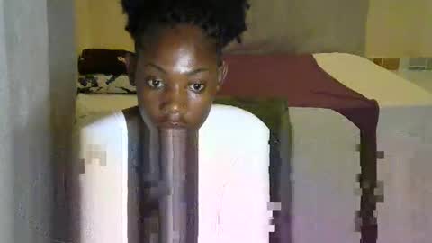 Mary online show from September 16, 5:03 pm