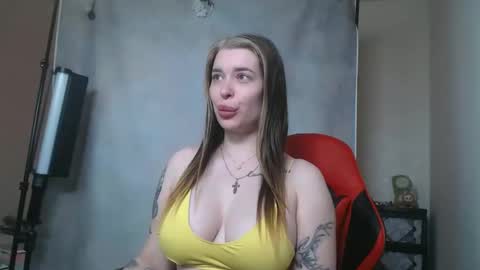 maryh0tlove online show from April 20, 9:45 am