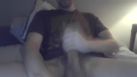 Snapshot of maryland28 chatting on December 10, 9:43 pm maryland28 online show from December 10, 9:43 pm