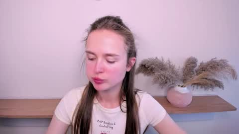 Mari online show from April 21, 8:31 am