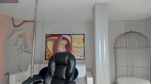 Snapshot of marylewis_ chatting on July 9, 12:31 pm Mary online show from July 9, 12:31 pm