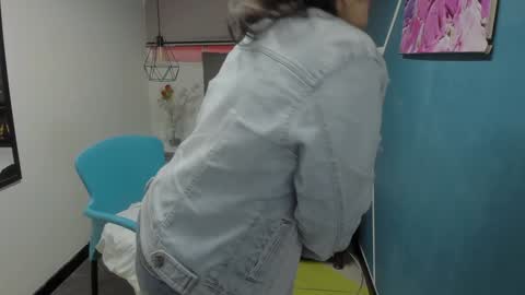 Snapshot of marylinmilf chatting on December 5, 7:49 pm Marylin online show from December 5, 7:49 pm
