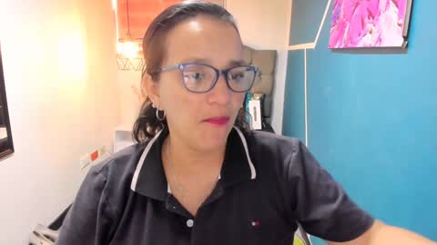 Snapshot of marylinmilf chatting on December 12, 8:21 pm Marylin online show from December 12, 8:21 pm