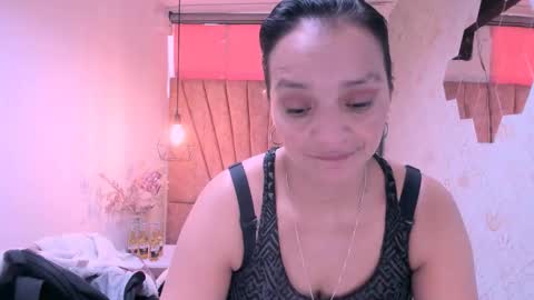Snapshot of marylinmilf chatting on September 16, 7:48 pm Marylin online show from September 16, 7:48 pm