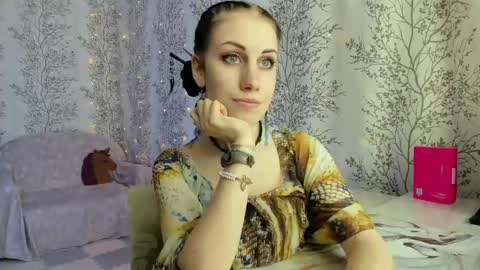 Snapshot of marylou_ chatting on March 11, 7:15 am Mary Lou online show from March 11, 7:15 am