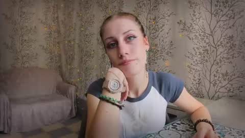 Snapshot of marylou_ chatting on July 16, 6:08 am Mary Lou online show from July 16, 6:08 am